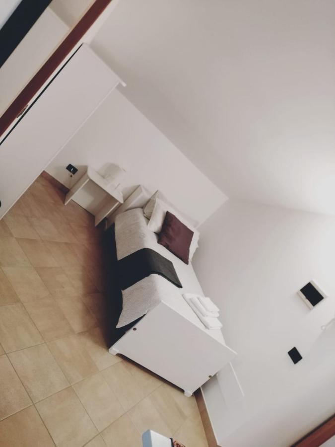 Hotel The Holiday House à Santeramo in Colle Extérieur photo